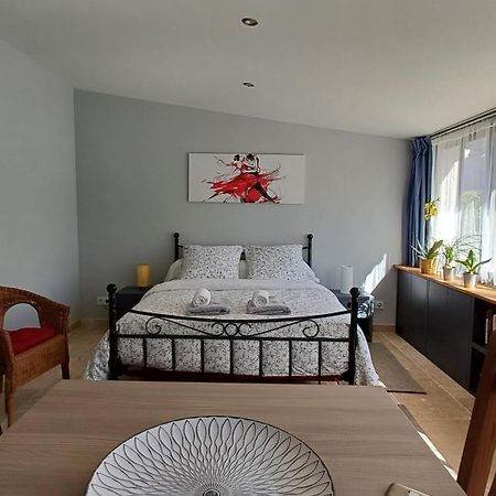 Cabannes La Goutadou B&B 외부 사진