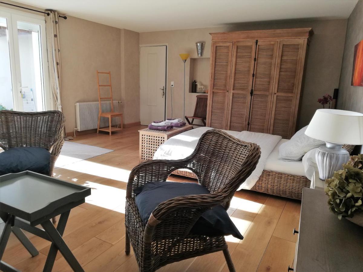 Cabannes La Goutadou B&B 외부 사진