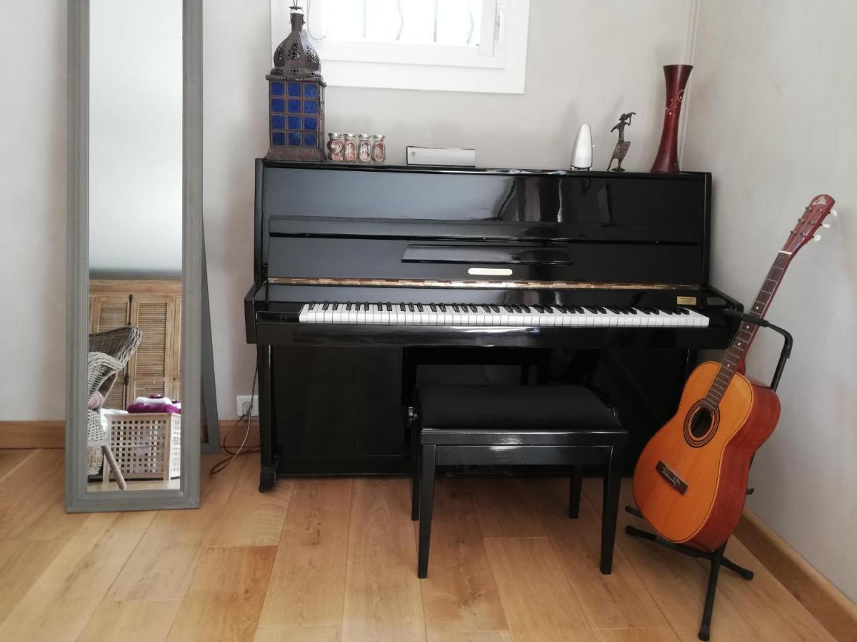 Cabannes La Goutadou B&B 외부 사진